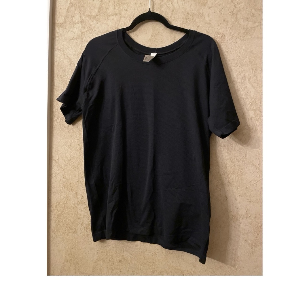 Otos Crewneck Short Sleeve Tshirt